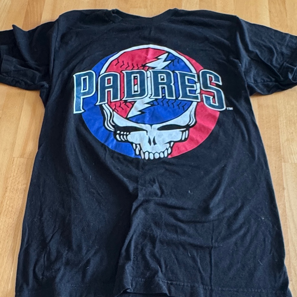 Padres  Grateful Dead T-Shirt